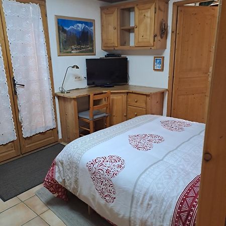 A4 Km De Megeve Tres Joli Studio Avec Jacuzzi ,Vue Sur Les Montagnes Au Calme 프라즈쉬아를리 외부 사진