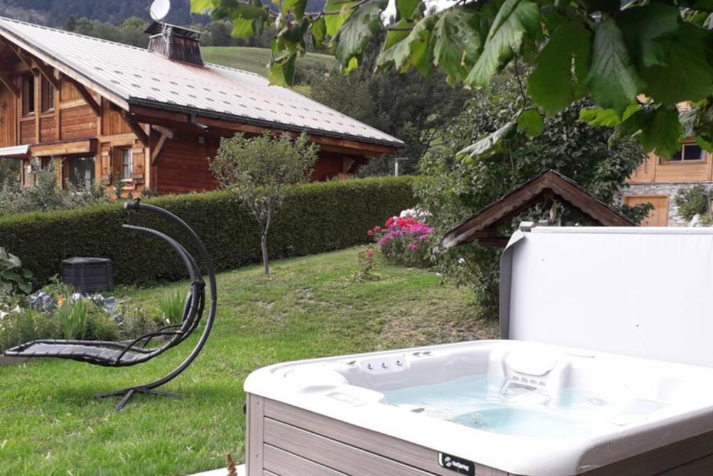 A4 Km De Megeve Tres Joli Studio Avec Jacuzzi ,Vue Sur Les Montagnes Au Calme 프라즈쉬아를리 외부 사진