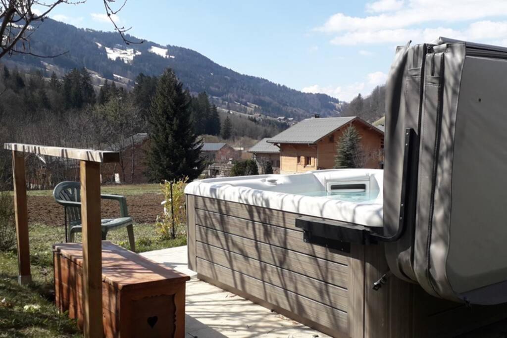 A4 Km De Megeve Tres Joli Studio Avec Jacuzzi ,Vue Sur Les Montagnes Au Calme 프라즈쉬아를리 외부 사진