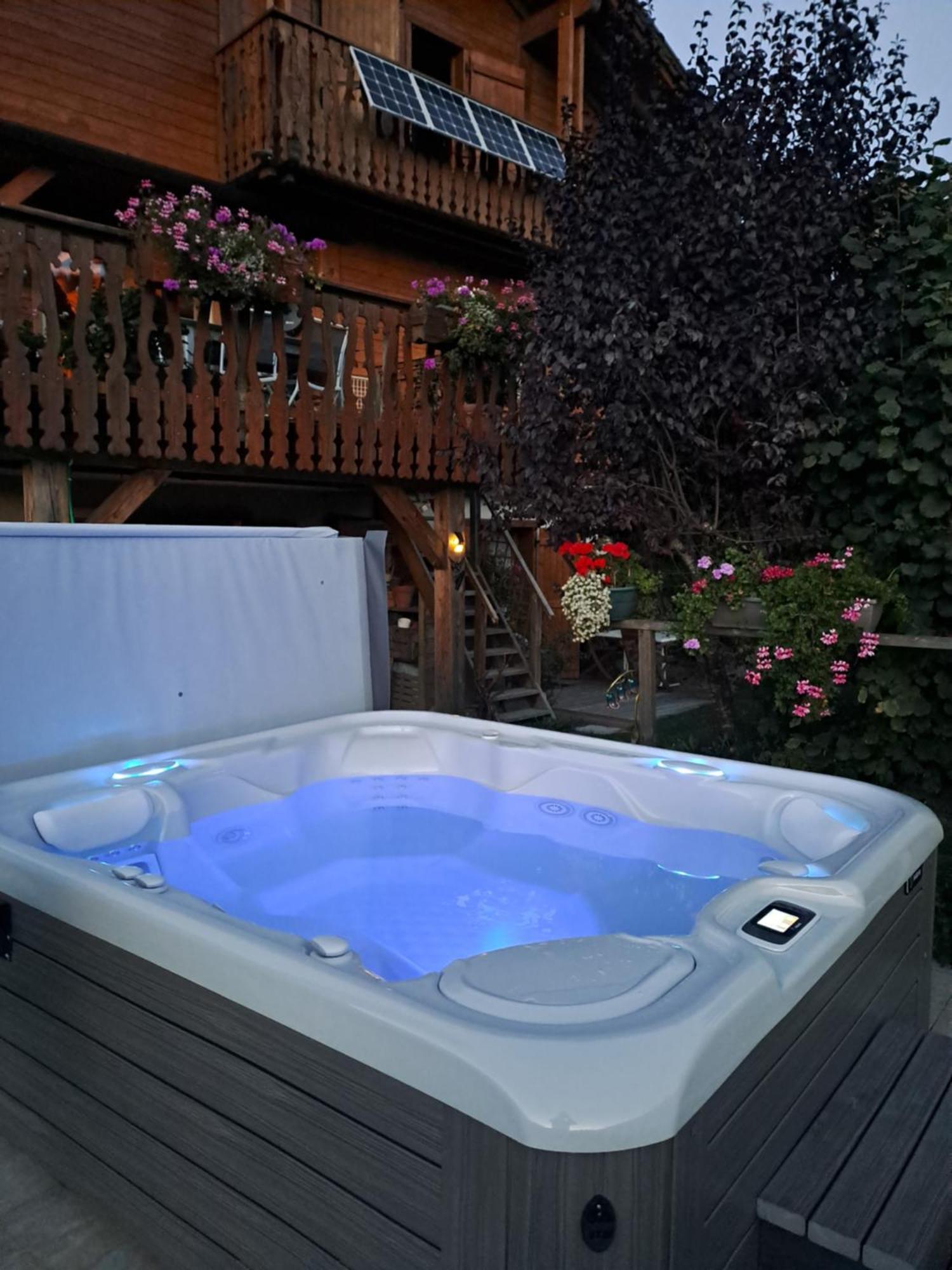 A4 Km De Megeve Tres Joli Studio Avec Jacuzzi ,Vue Sur Les Montagnes Au Calme 프라즈쉬아를리 외부 사진